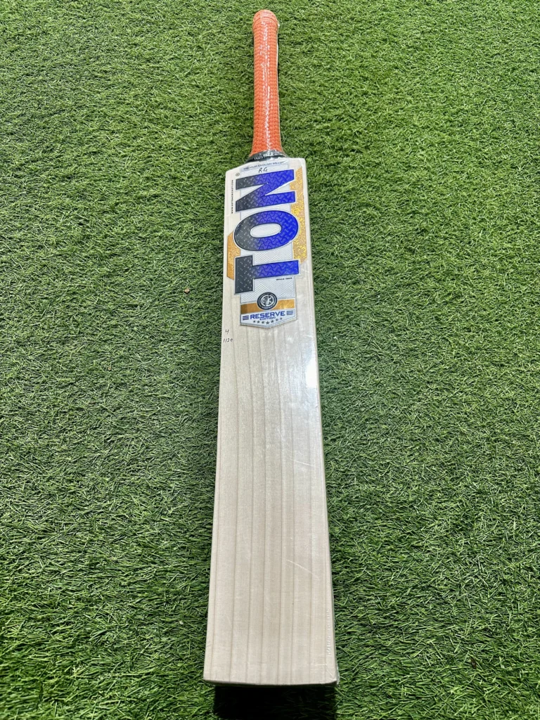 TON Reserve Edition Cricket Bat English Willow Bat - Adult size SH