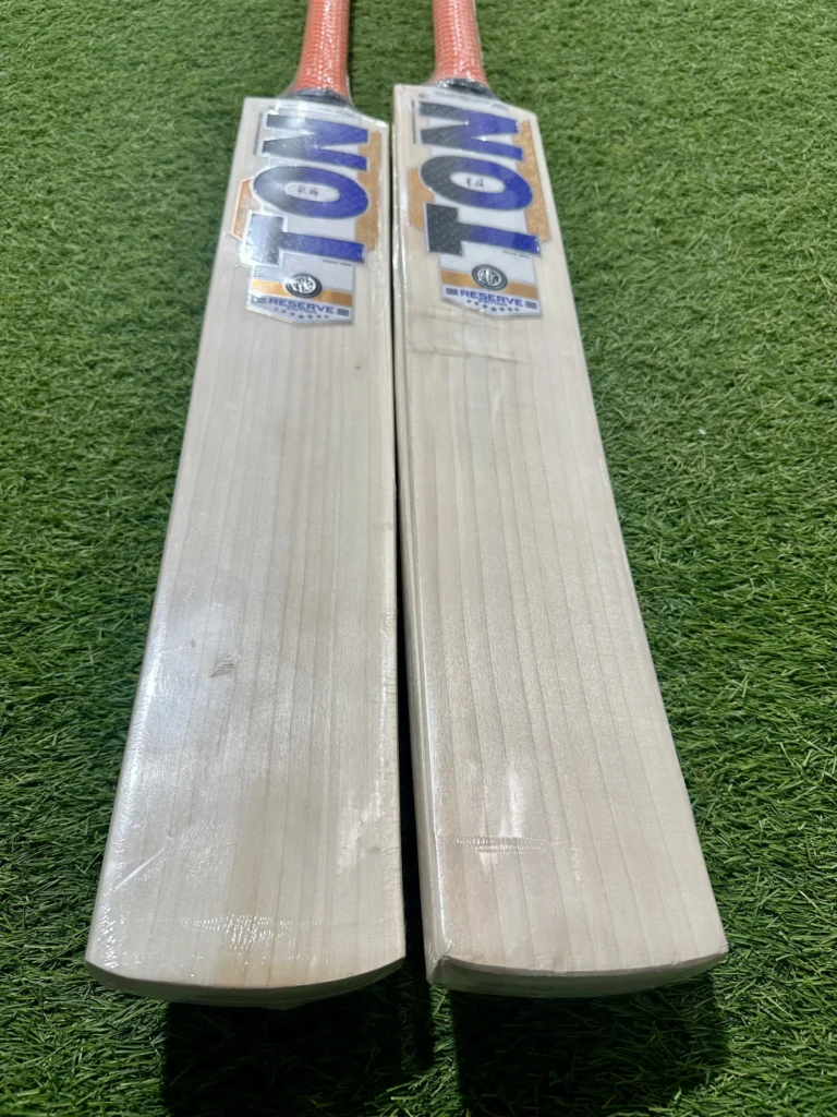 TON Reserve Edition Cricket Bat English Willow Bat - Youth size