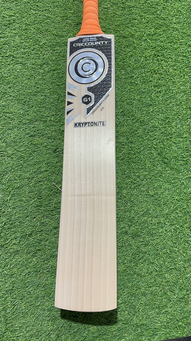 Criccounty Grade 1 Cricket Bat - Youth Harrow / Size 6 (Ready to play)